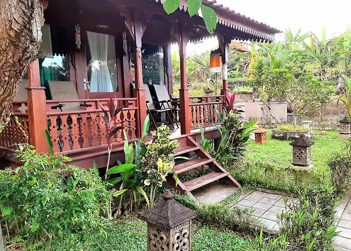 Rice Field House *